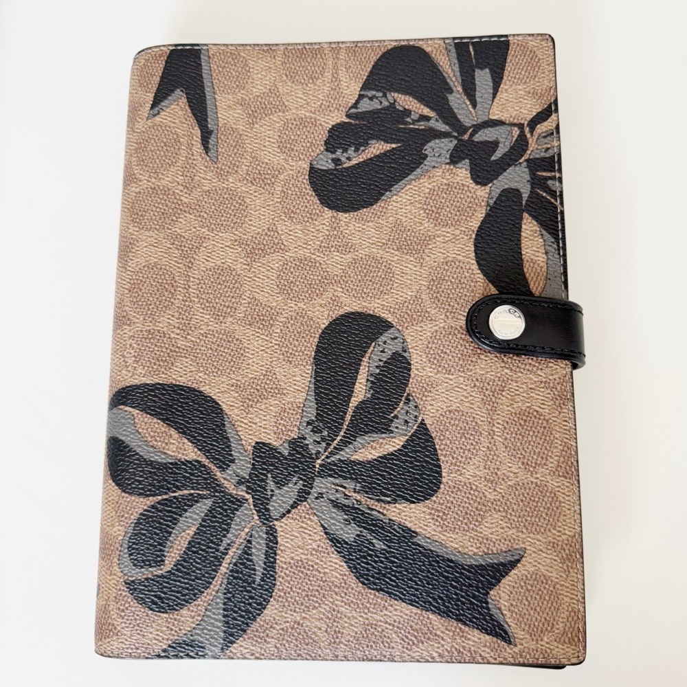 💯 Authentic Coach Tan and Black Bow Print Cover and Notebook